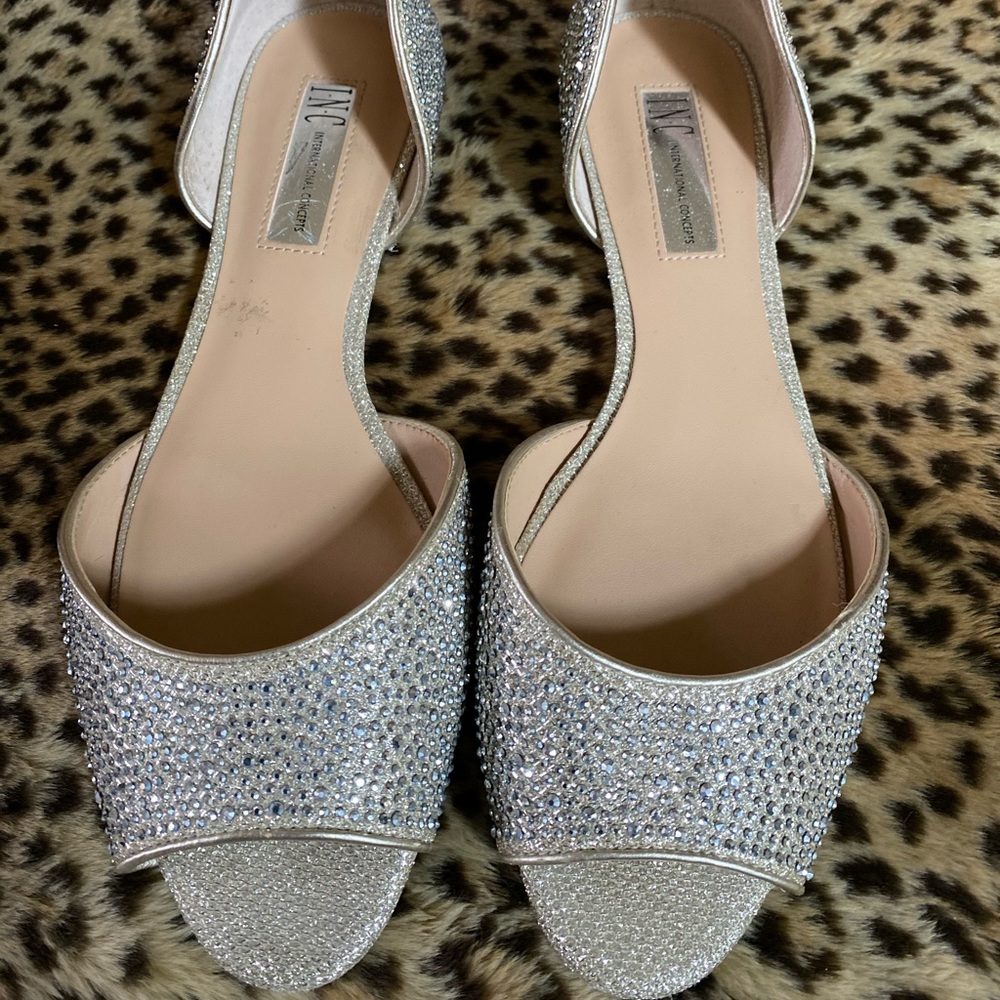 I.N.C- Open toe flat shoes with sparkle all over